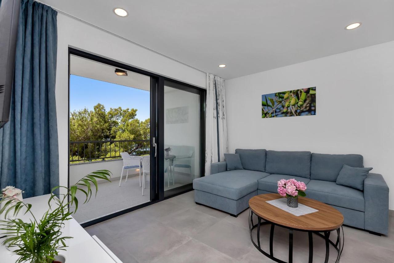 Central Beach Apartments Tučepi エクステリア 写真