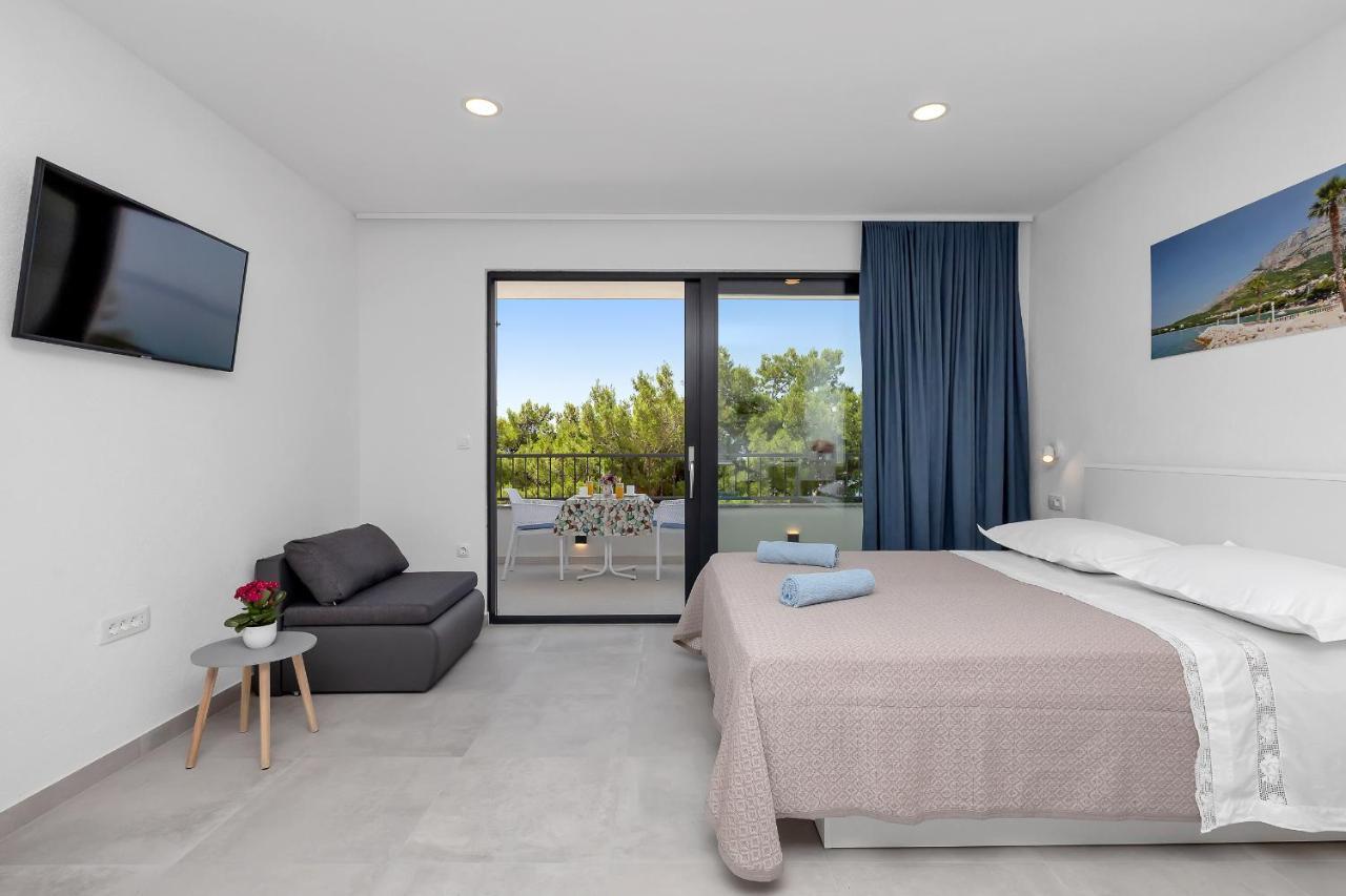 Central Beach Apartments Tučepi エクステリア 写真